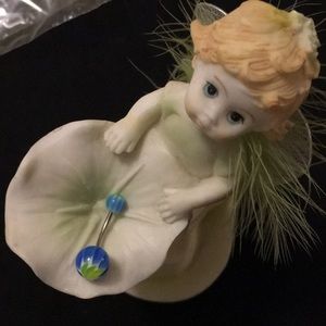 NWOT Blue w green leaf belly ring